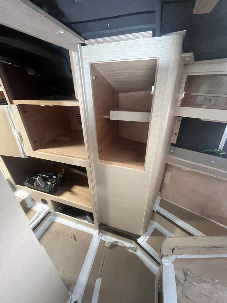 Eingebauter Schrank